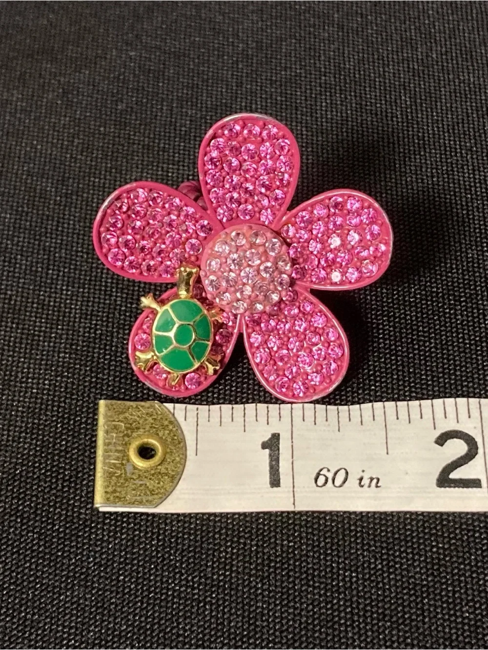 ⭐️ Vintage Y2K Large Chunky Rhinestone Embellished Turtle Flower Ring Size 2